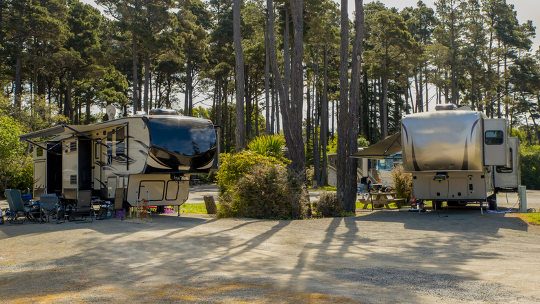 fifth wheel trailer campground