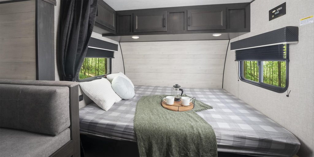 mini bunkhouse travel trailers