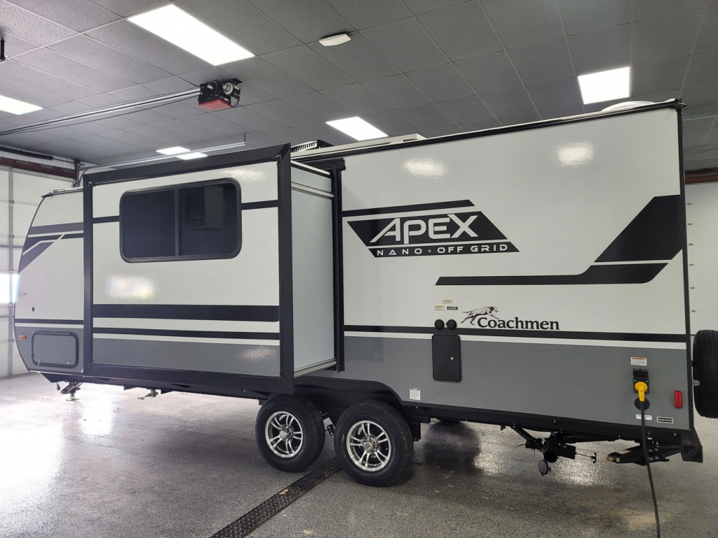 bunkhouse travel trailer under 9000 lbs