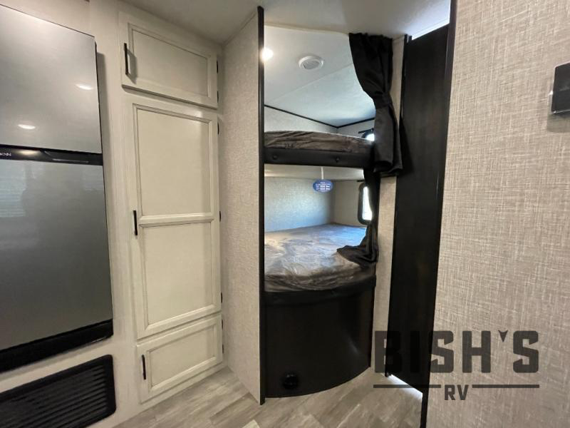 bunkhouse travel trailer 2023