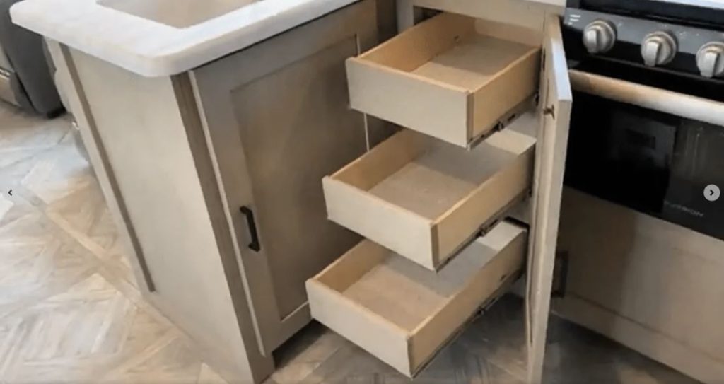 27rk drawers