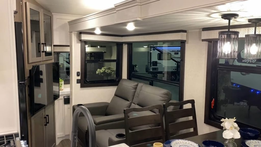 Jayco Eagle HT 26RE living room