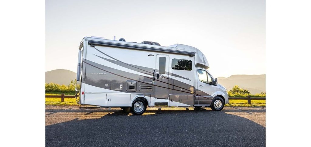 Tiffin wayfarer class c motorhome rv exterior