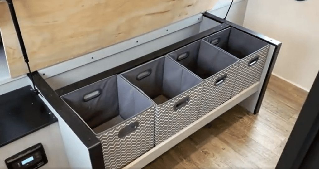 Vibe 25RK bench storage