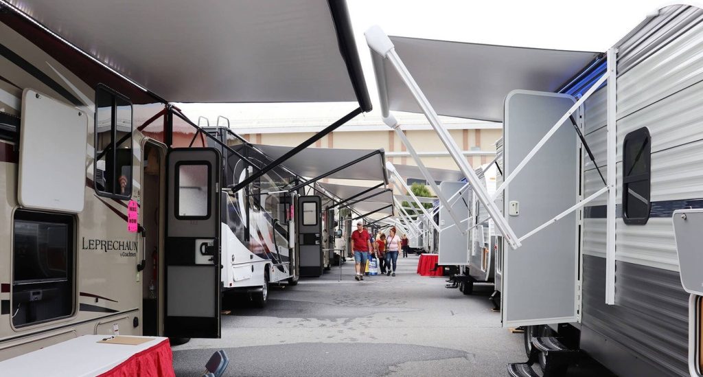 There are pros and cons of buying at an RV show