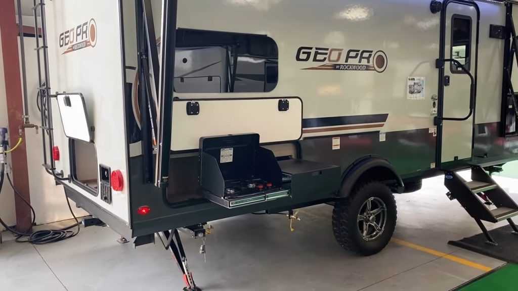 Geo Pro 20FKS exterior