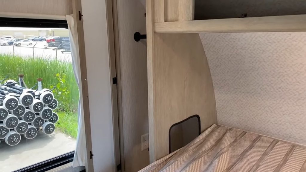 2024 Wildwood 28VIEW Travel Trailer  bedroom