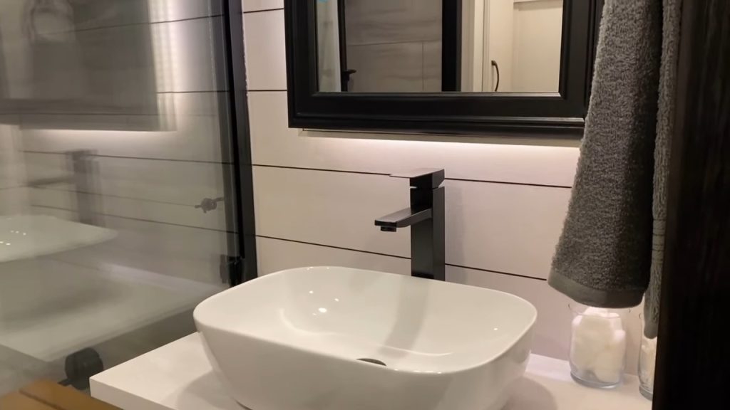 310rlts bathroom sink