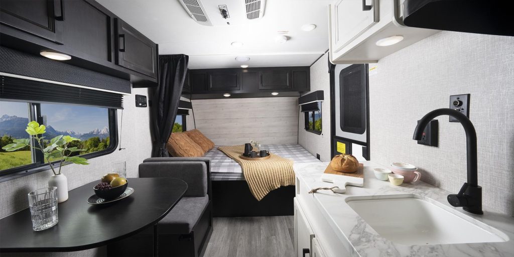 travel trailer with bunks and queen bed