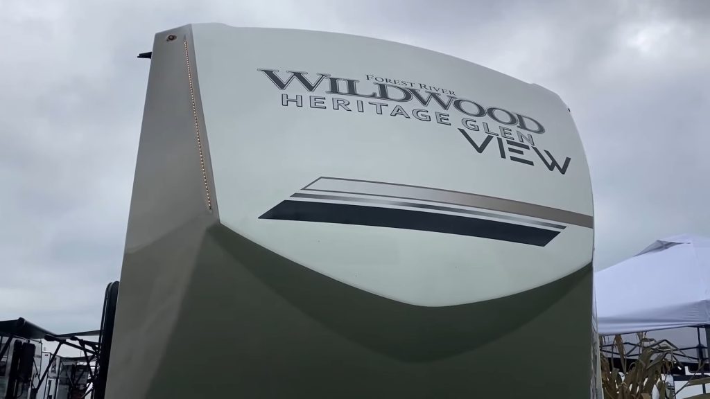 2024 Heritage Glen 320View exterior