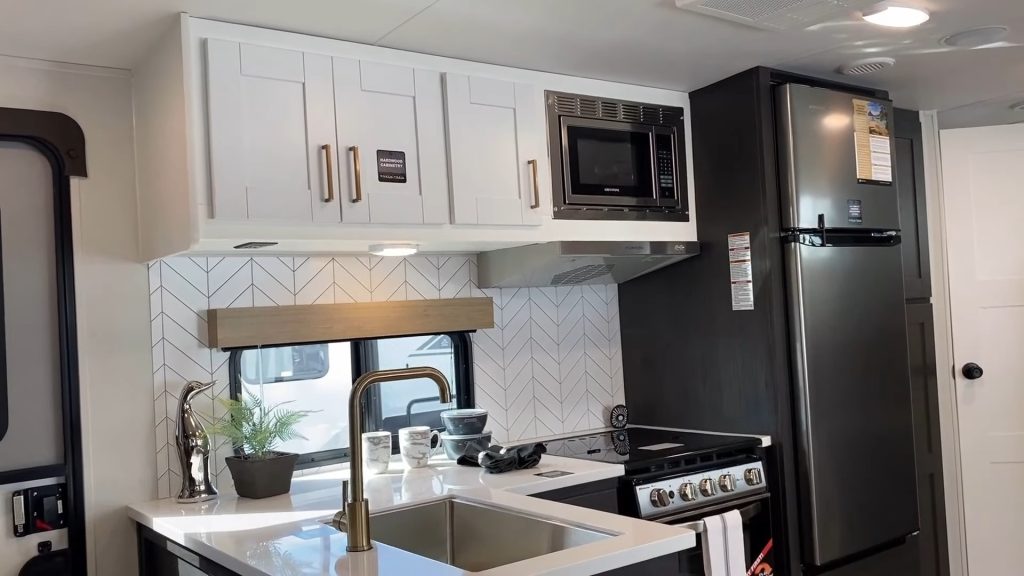 2024 North Trail 27DBH kitchen