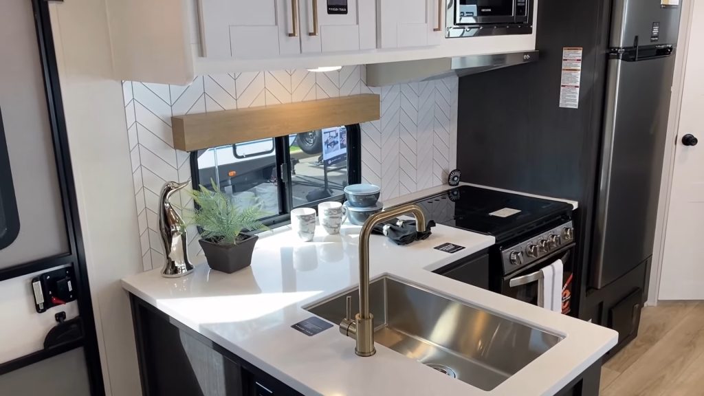 2024 North Trail 27DBH kitchen