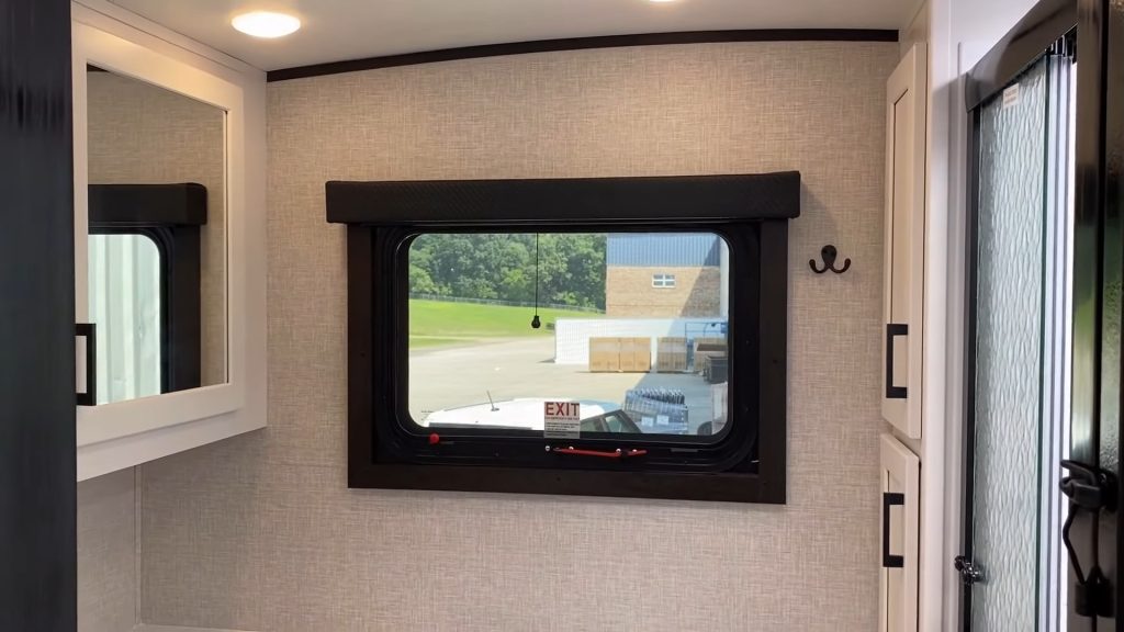 2024 White Hawk 27RB bathroom