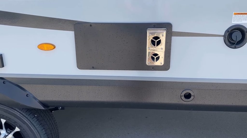 2024 White Hawk 27RB exterior