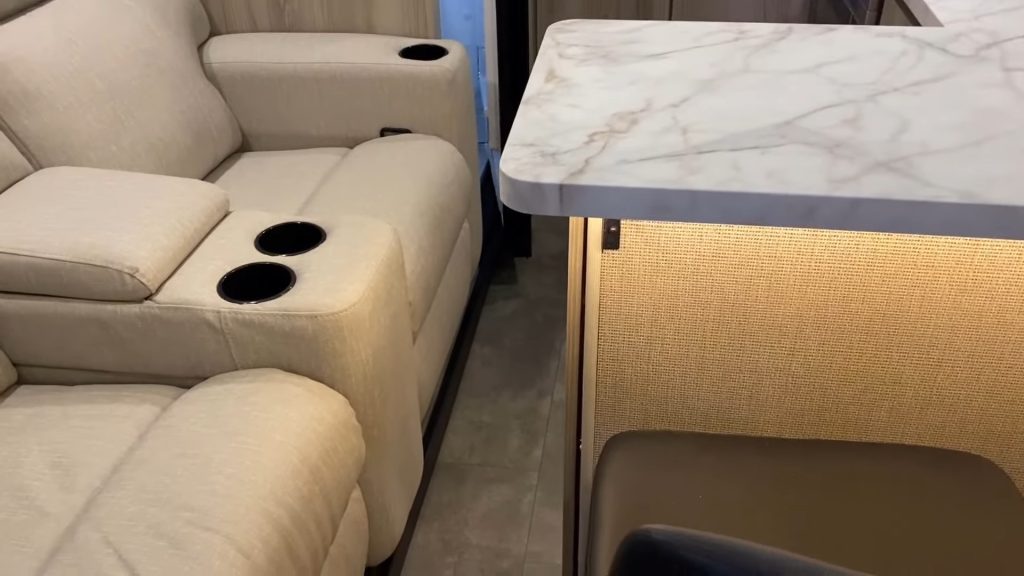 2024 FSX 262VC road mode