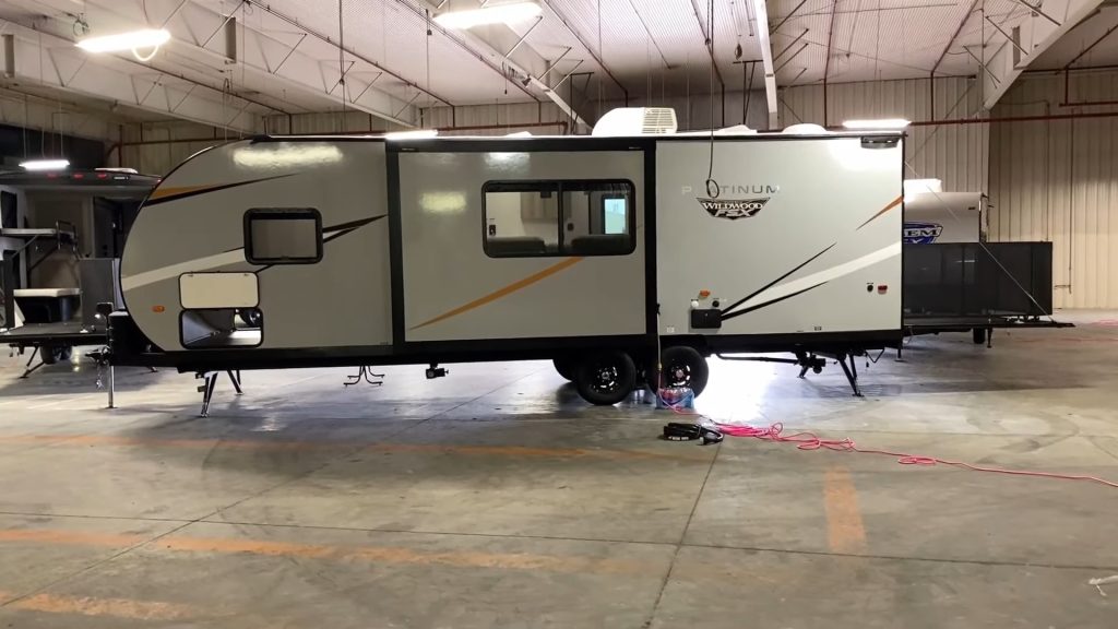 2024 FSX 262VC exterior