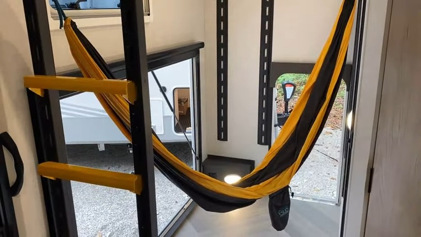 hammock inside 24msl