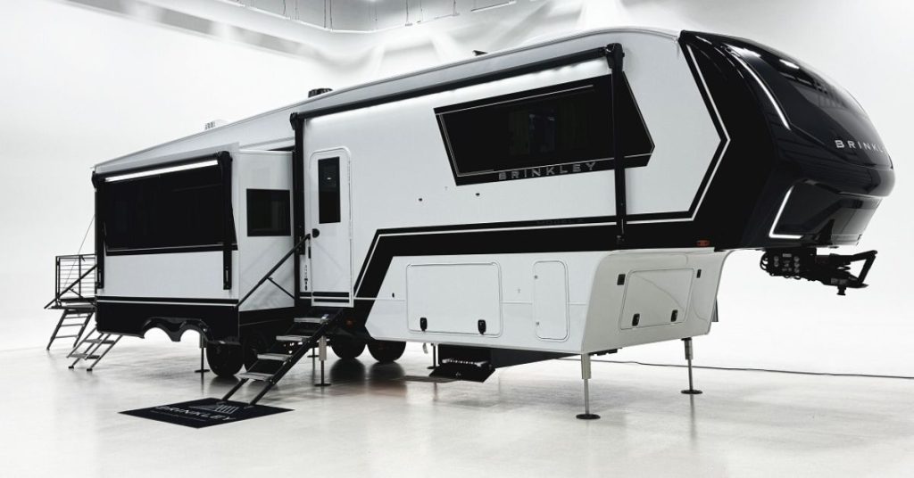 Exterior of Brinkley RV Model Z 3420 (side profile, slide extended) with rear patio
