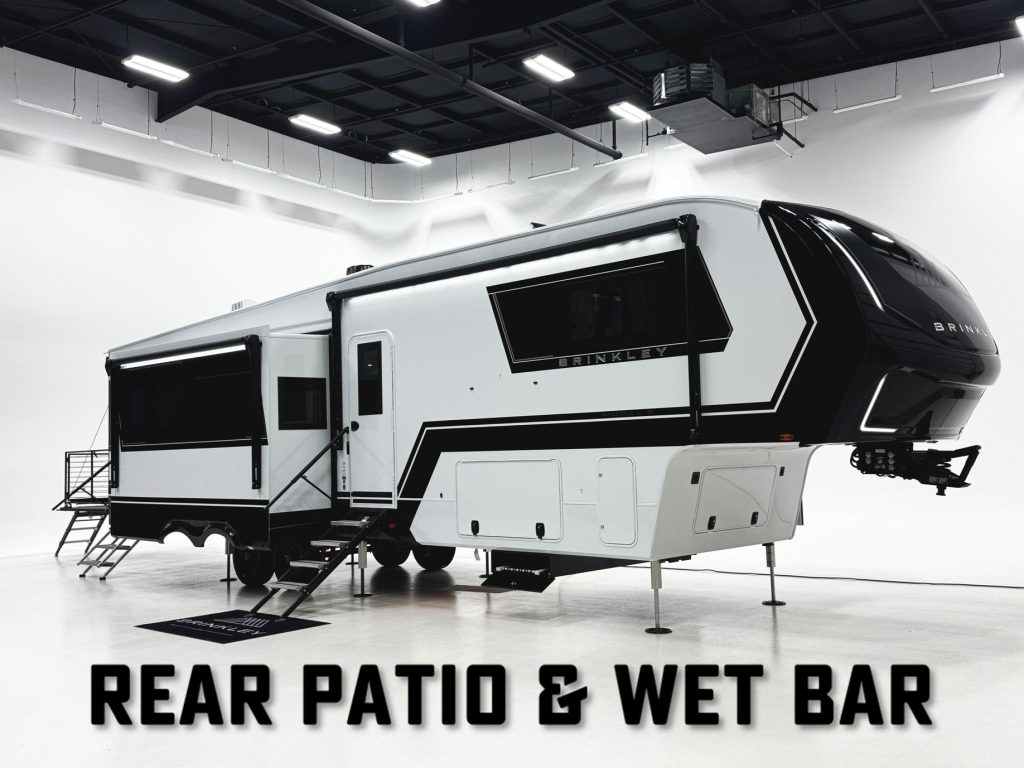 Exterior of Brinkley Z with text "Rear Patio & Wet Bar"