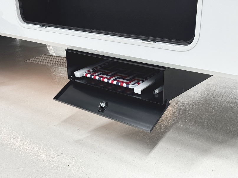 Exterior storage of Brinkley Z 3420