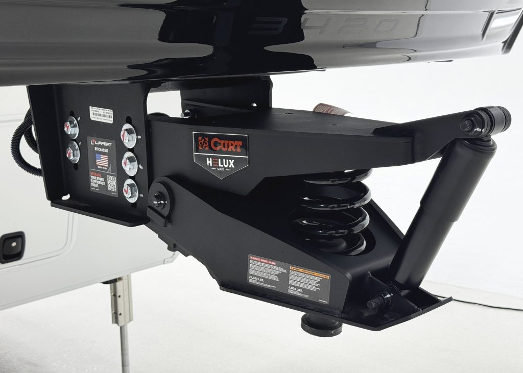 close up of Curt fifth wheel hitch on Brinkley Z 3420