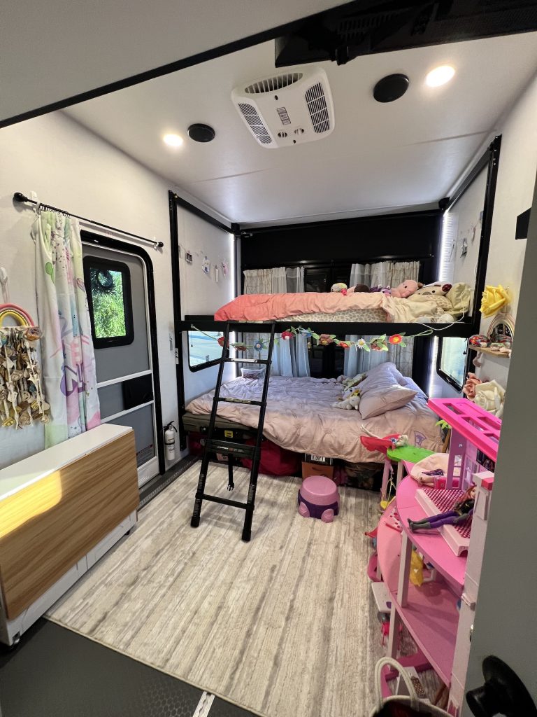 rv toyhauler kids bedroom