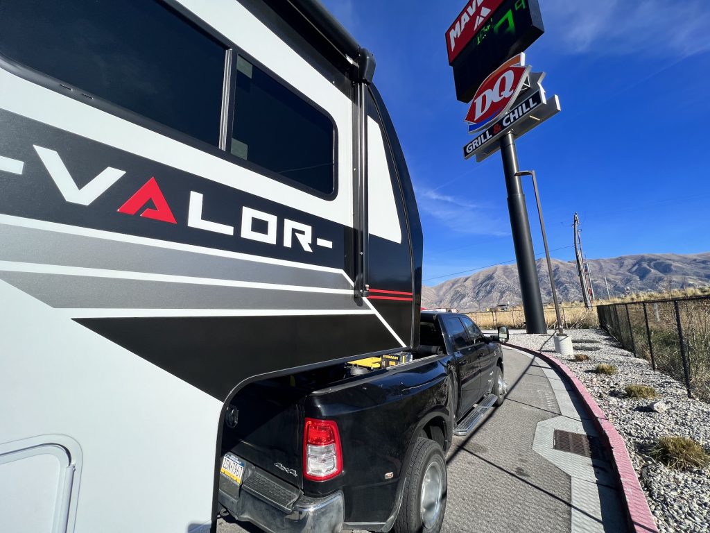 rv parked at truck stop