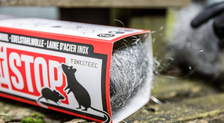 Box of stainless steel wool used for rodent proofing and sealing gaps